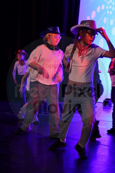 Let's Dance - Image 696A4988