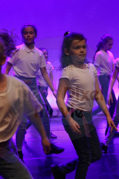 Let's Dance - Image 9199