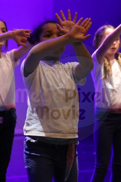 Let's Dance - Image 9371