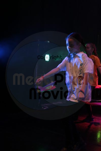 Let's Dance - Image 8107