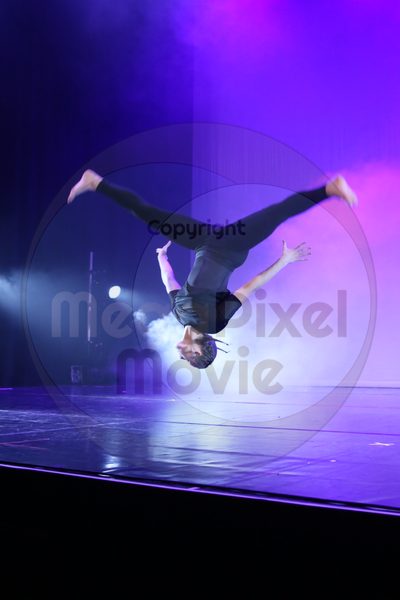Let's Dance - Image 7574