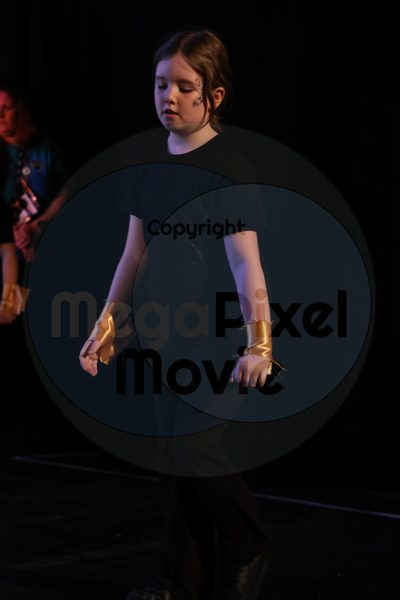 Let's Dance - Image 696A2989