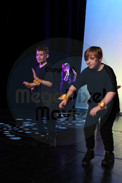 Let's Dance - Image 696A3434