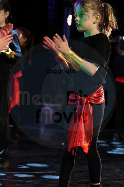 Let's Dance - Image 696A3520