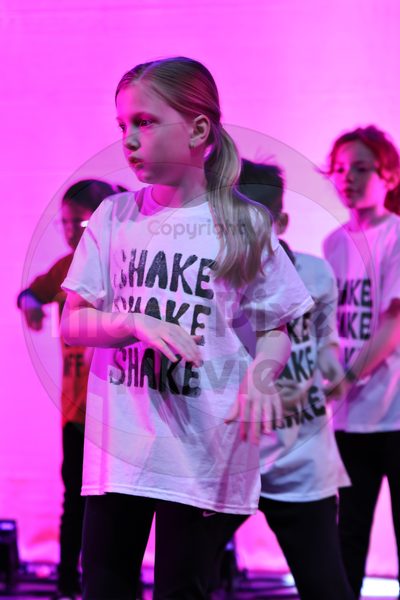 Let's Dance - Image 696A4244
