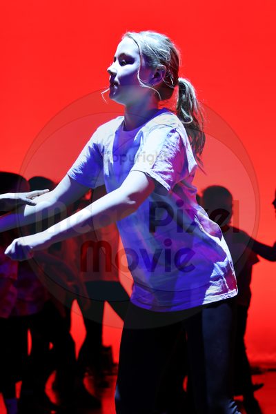 Let's Dance - Image 696A0734