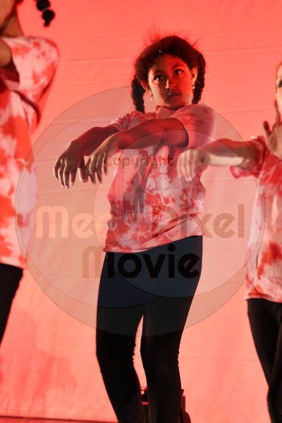 Let's Dance - Image 696A1437