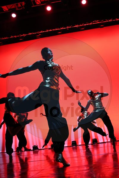 Let's Dance - Image 696A0108