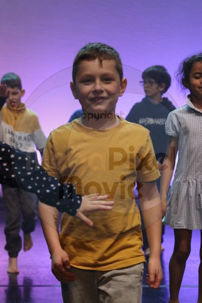 Let's Dance - Image 4737
