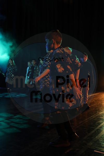 Let's Dance - Image 696A5124