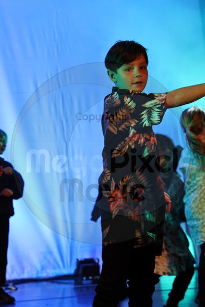 Let's Dance - Image 696A5244