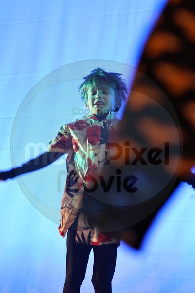 Let's Dance - Image 696A6187