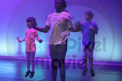 Let's Dance - Image 8847