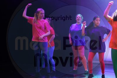 Let's Dance - Image 8933