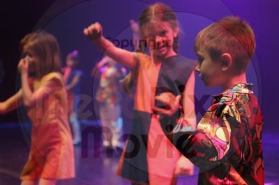 Let's Dance - Image 0648
