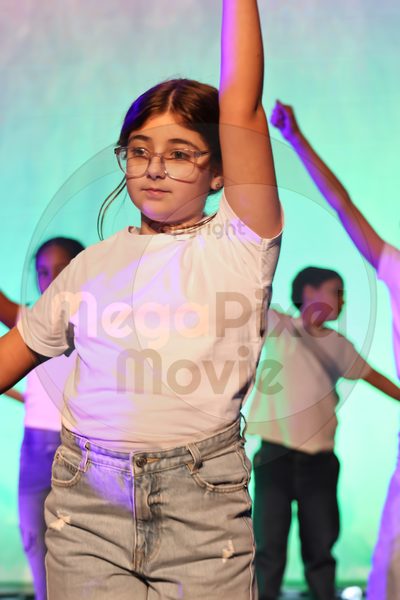 Let's Dance - Image 696A1182
