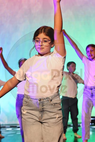 Let's Dance - Image 696A1184