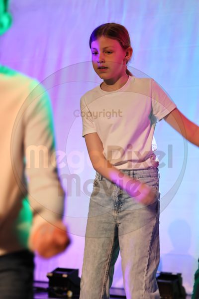 Let's Dance - Image 696A1358
