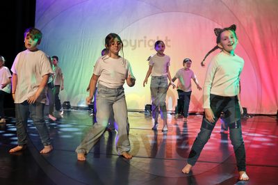 Let's Dance - Image 696A2068