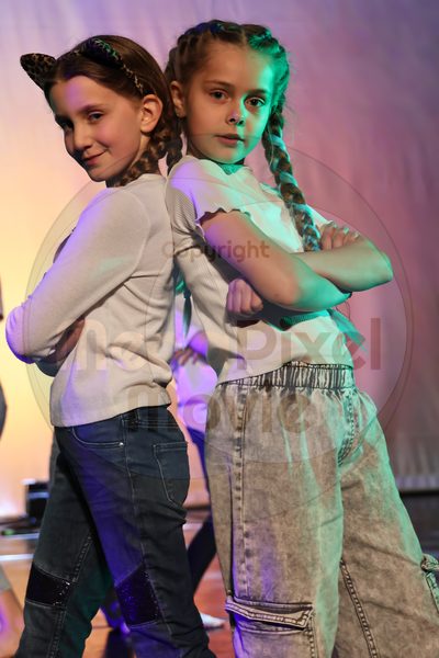 Let's Dance - Image 696A2115