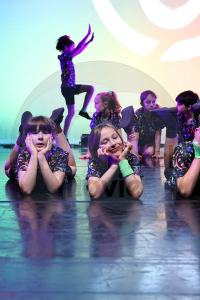 Let's Dance - Image 696A6773