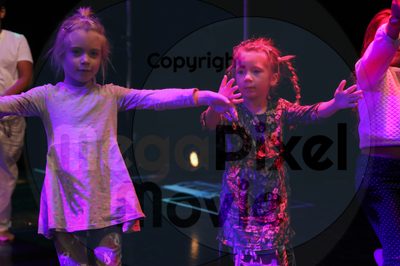 Let's Dance - Image 7300