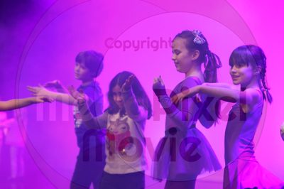Let's Dance - Image 7599