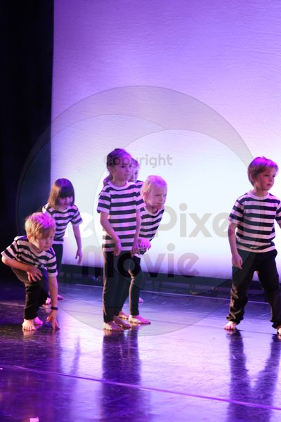 Let's Dance - Image 9913