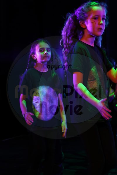 Let's Dance - Image 696A0507