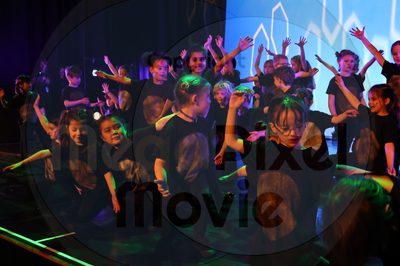 Let's Dance - Image 696A0705