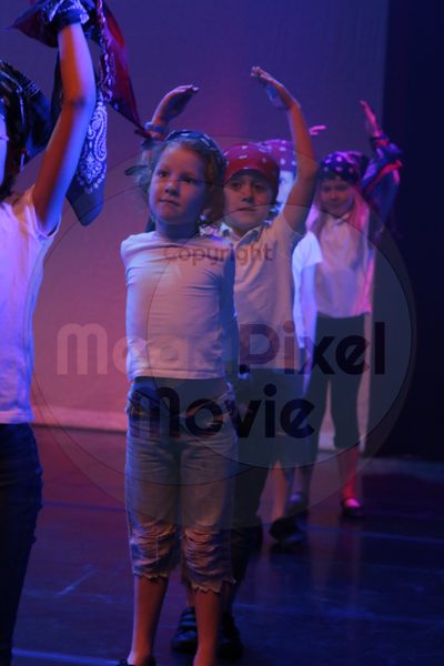 Let's Dance - Image 2475