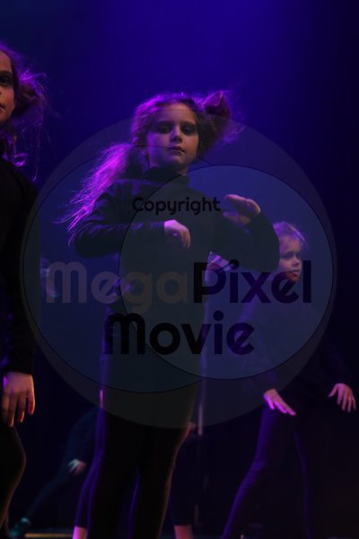 Let's Dance - Image 9736
