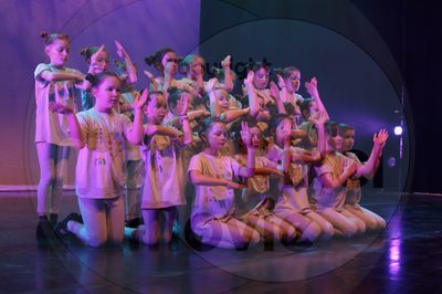 Let's Dance - Image 4690