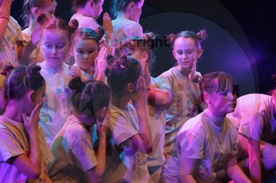 Let's Dance - Image 4711