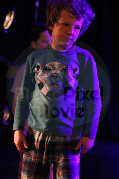 Let's Dance - Image 8917
