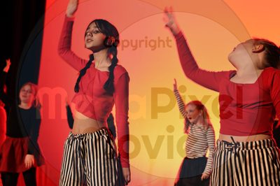 Let's Dance - Image 696A4938