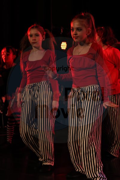 Let's Dance - Image 696A5126
