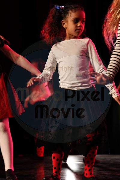 Let's Dance - Image 696A5423