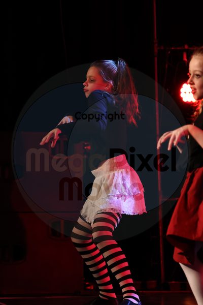 Let's Dance - Image 696A5447