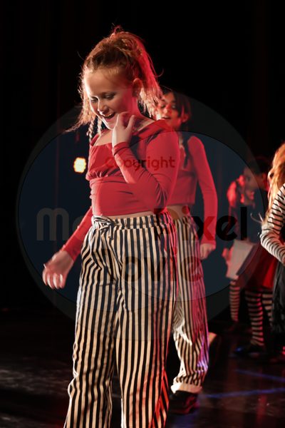Let's Dance - Image 696A5646