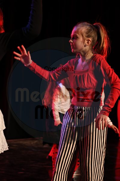 Let's Dance - Image 696A5702