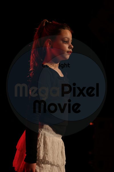 Let's Dance - Image 696A5751