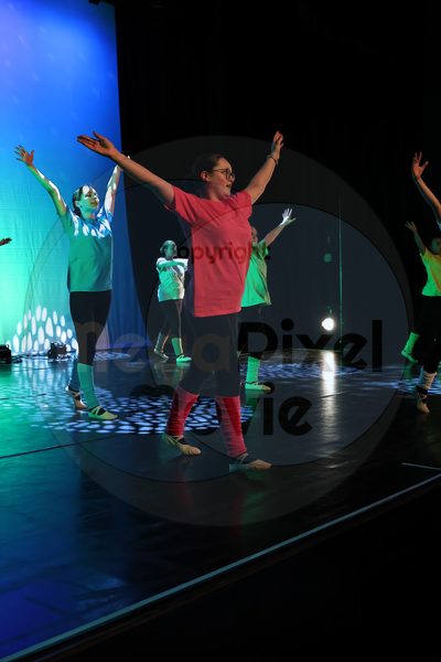 Let's Dance - Image 696A3682