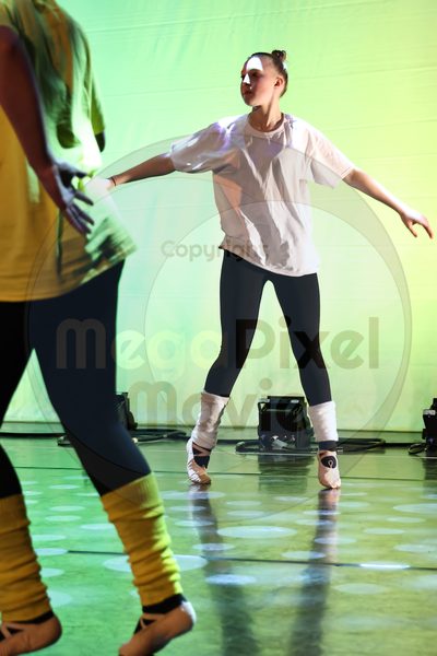 Let's Dance - Image 696A3838