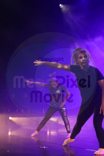 Let's Dance - Image 8760