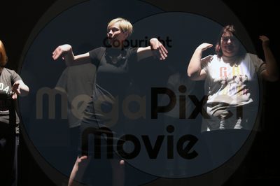 Let's Dance - Image 8517