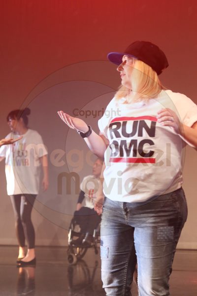 Let's Dance - Image 8598