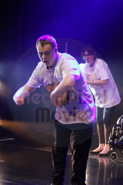 Let's Dance - Image 8678