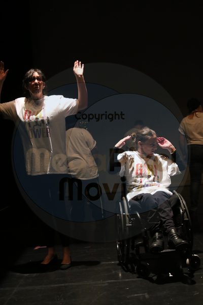 Let's Dance - Image 8770