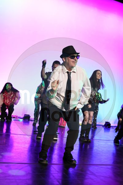 Let's Dance - Image 696A6337